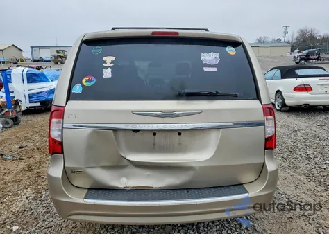 2013 Chrysler Town & Country Touring from USA, damaged, VIN 2C4RC1BG1DR793576